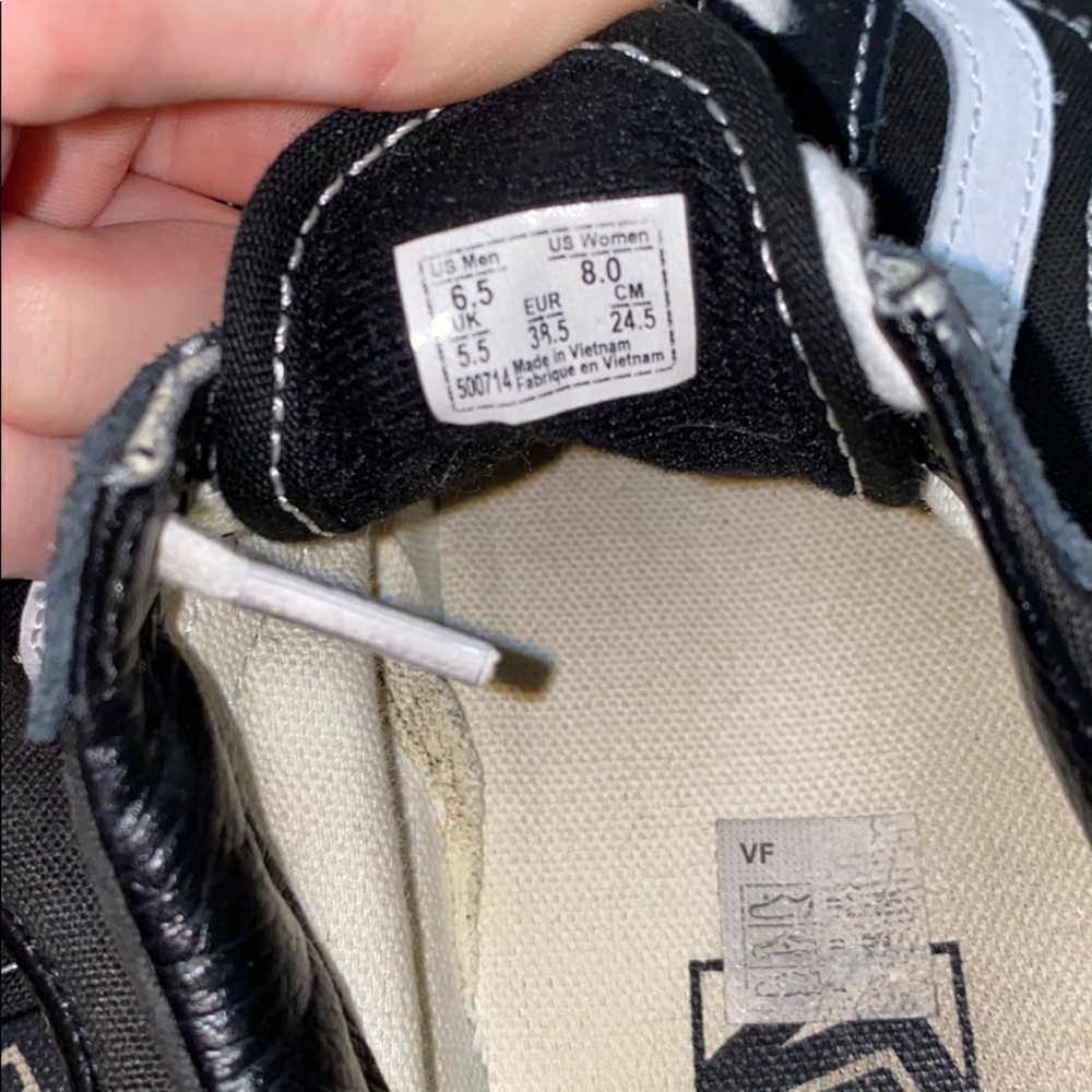 Vans - Picture 4 of 4